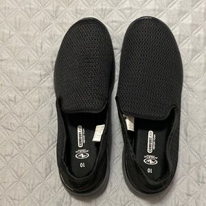 Never worn Womens Size 10 slip on sneakers - Athletic Works